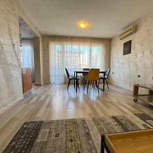 Parchevich 31 Center - 24h Self Check-in , Sofia Bulgaria